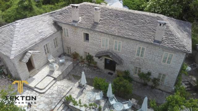 (For Sale) Residential Detached house || Ioannina/Central Zagori  - 412 Sq.m, 8 Bedrooms, 690.000€ 